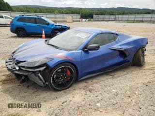 ✅ 2022 Chevrolet Corvette 2LT • VIN: 1G1YB2D47N5114229 • Lot: 65758485. Wystawiony na Copart z przebiegiem 16 342 mil. Bezpłatny archiwum sprzedaży aukcyjnych z USA i szczegółowy raport historii pojazdu na DreamBid. Zdjęcie 1.