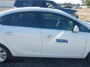 ✅ 2014 Buick Verano Group • VIN: 1G4PS5SK5E4109568 • Лот: 43493061. Опубликован ранее на IAAI с пробегом 152 693 миль. Бесплатный доступ к архиву аукционных продаж из США и подробный отчёт об истории автомобиля на DreamBid. Изображение 14.