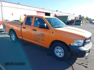 2014 Ram 1500 Express z VIN 1C6RR6FT3ES264091, wystawiony jako IAAI lot #43295229 z przebiegiem 131 231 mil mil oraz . Historia ofert i sprzedaży dostępna na DreamBid. Obrazek 1.