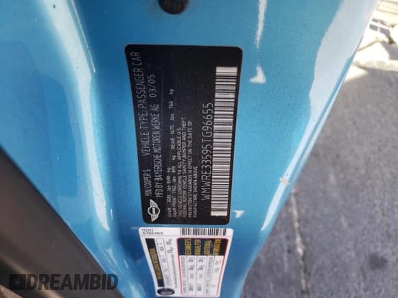 ✅ 2005 MINI Hardtop S • VIN: WMWRE33595TG96655 • Lot: 76952844. Listed on Copart with 145,038 mi. Free auction sales archive from the USA and detailed vehicle history report at DreamBid. Image 12.