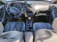 ✅ 2004 Hyundai Elantra GLS • VIN: KMHDN46D94U916108 • Lot: 46078725. Wystawiony na Copart z przebiegiem 217 060 mil. Bezpłatny archiwum sprzedaży aukcyjnych z USA i szczegółowy raport historii pojazdu na DreamBid. Zdjęcie 8.