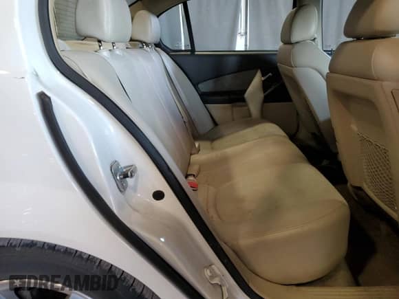 2006 Chevrolet Malibu LTZ z VIN 1G1ZU538X6F276260, wystawiony jako Copart lot #48911345 z przebiegiem 204 629 mil mil oraz Szkoda całkowita • Salvage title. Historia ofert i sprzedaży dostępna na DreamBid. Obrazek 10.