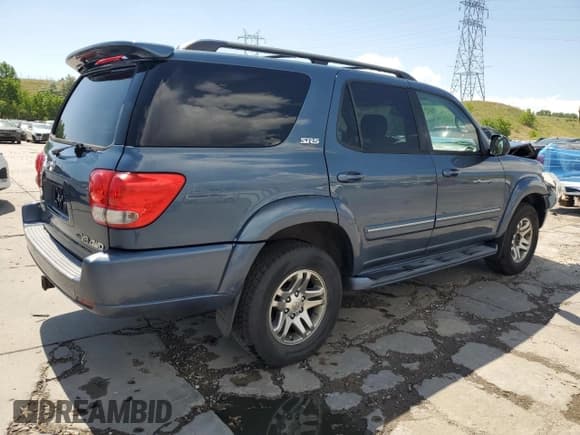 ✅ 2007 Toyota Sequoia SR5 • VIN: 5TDBT44A67S283635 • Lot: 62690245. Listed on Copart with 241,636 mi. Free auction sales archive from the USA and detailed vehicle history report at DreamBid. Image 3.