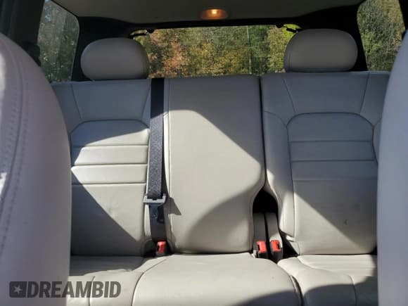 ✅ 2004 Jeep Liberty Limited • VIN: 1J8GL58K64W190147 • Лот: 87209215. Опубликован ранее на Copart с пробегом 168 792 миль. Бесплатный доступ к архиву аукционных продаж из США и подробный отчёт об истории автомобиля на DreamBid. Изображение 10.