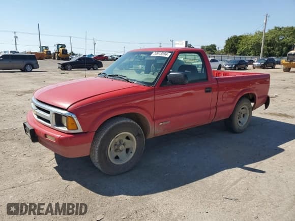 ✅ 1996 Chevrolet S-10 • VIN: 1GCCS1445T8130386 • Лот: 70913594. Опубликован ранее на Copart с пробегом 218 265 миль. Бесплатный доступ к архиву аукционных продаж из США и подробный отчёт об истории автомобиля на DreamBid. Изображение 1.