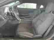 2014 Chevrolet Camaro LT z VIN 2G1FB1E35E9281201, wystawiony jako Copart lot #91357985 z przebiegiem 149 492 mil mil oraz Czysty tytuł • Clean title. Historia ofert i sprzedaży dostępna na DreamBid. Obrazek 7.