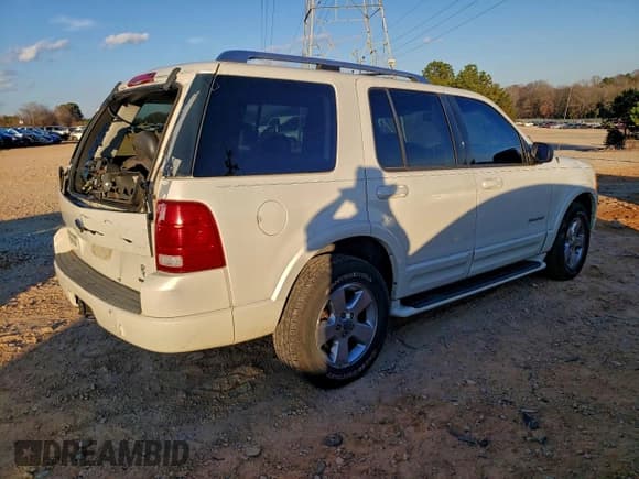 ✅ 2004 Ford Explorer Limited • VIN: 1FMDU75W14ZA87674 • Лот: 94672805. Опубликован ранее на Copart с пробегом 203 878 миль. Бесплатный доступ к архиву аукционных продаж из США и подробный отчёт об истории автомобиля на DreamBid. Изображение 3.
