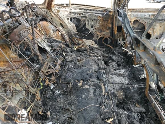 ✅ 2022 Toyota Mirai XLE • VIN: JTDAAAAA9NA007450 • Лот: 69522594. Опубликован ранее на Copart с пробегом Не указан. Бесплатный доступ к архиву аукционных продаж из США и подробный отчёт об истории автомобиля на DreamBid. Изображение 11.