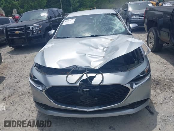 ✅ 2019 Mazda 3 Select • VIN: JM1BPACL0K1109359 • Лот: 42232574. Опубликован ранее на IAAI с пробегом 95 381 миль. Бесплатный доступ к архиву аукционных продаж из США и подробный отчёт об истории автомобиля на DreamBid. Изображение 12.