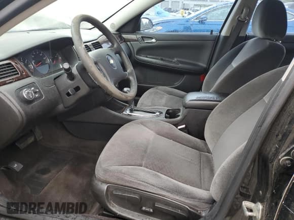 ✅ 2015 Chevrolet Impala LT • VIN: 2G1WB5E35F1127613 • Лот: 79702894. Опубликован ранее на Copart с пробегом 120 363 миль. Бесплатный доступ к архиву аукционных продаж из США и подробный отчёт об истории автомобиля на DreamBid. Изображение 7.