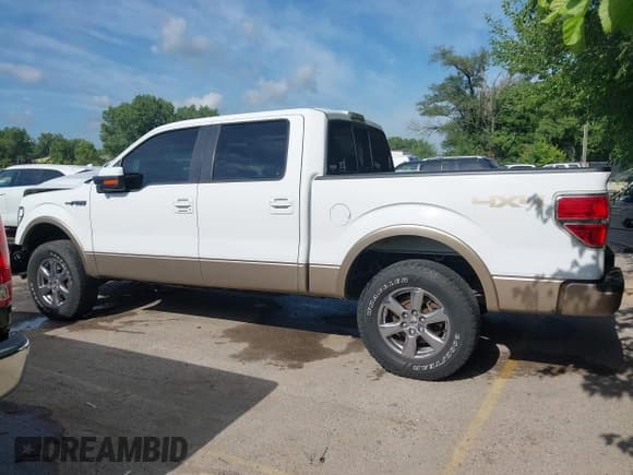 ✅ 2013 Ford F-150 XL • VIN: 1FTFW1EF9DFA57957 • Lot: 42652394. Listed on IAAI with 170,633 mi. Free auction sales archive from the USA and detailed vehicle history report at DreamBid. Image 14.