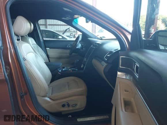 2017 Ford Explorer Limited with VIN 1FM5K8F85HGA78557, listed as a IAAI auction lot 43048929 with 183,830 mi miles and . Bid and sale history available at DreamBid. Image 5.