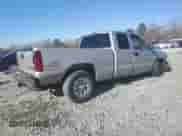 ✅ 2005 Chevrolet Silverado 1500 LS • VIN: 1GCEK19V15E228779 • Lot: 48576275. Wystawiony na Copart z przebiegiem Nie podano mil. Skorzystaj z bezpłatnego archiwum sprzedaży aukcyjnych z USA i zobacz szczegółowy raport historii pojazdu na DreamBid. Zdjęcie 3.