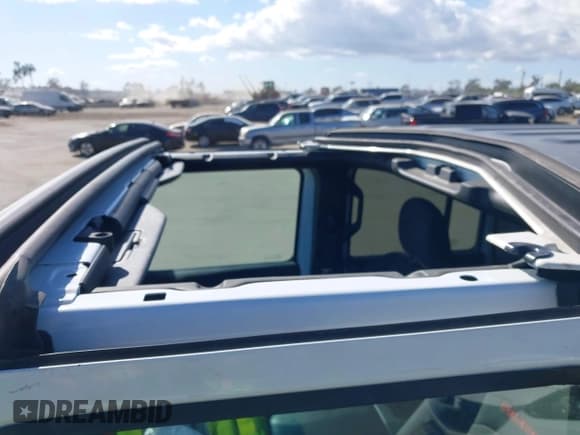 ✅ 2023 Jeep Wrangler Rubicon • VIN: 1C4HJXFN6PW613680 • Лот: 43387887. Опубликован ранее на IAAI с пробегом Не указан. Бесплатный доступ к архиву аукционных продаж из США и подробный отчёт об истории автомобиля на DreamBid. Изображение 19.