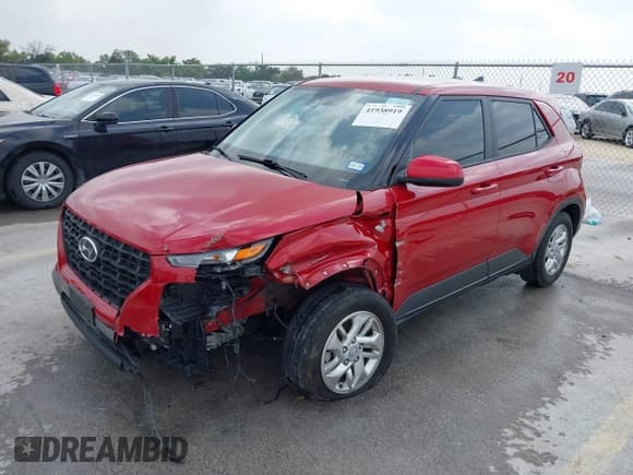 ✅ 2021 Hyundai Venue SE • VIN: KMHRB8A38MU118932 • Lot: 41938919. Listed on IAAI with 49,346 mi. Free auction sales archive from the USA and detailed vehicle history report at DreamBid. Image 17.