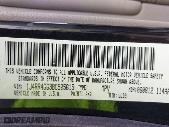 ✅ 2011 Jeep Grand Cherokee Laredo • VIN: 1J4RR4GG3BC505615 • Lot: 42455554. Listed on IAAI with 186,399 mi. Free auction sales archive from the USA and detailed vehicle history report at DreamBid. Image 9.