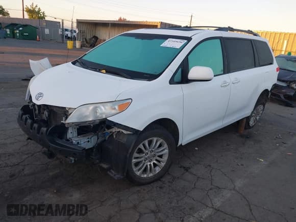 ✅ 2013 Toyota Sienna Limited • VIN: 5TDYK3DC4DS332741 • Lot: 43549696. Listed on IAAI with 162,092 mi. Free auction sales archive from the USA and detailed vehicle history report at DreamBid. Image 2.