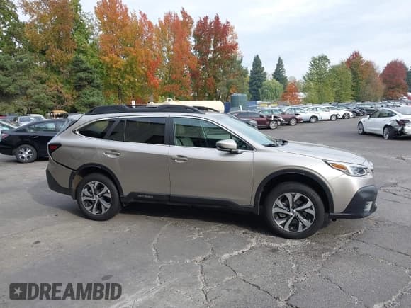✅ 2020 Subaru Outback Limited XT • VIN: 4S4BTGND5L3106320 • Lot: 43559078. Listed on IAAI with 23,843 mi. Free auction sales archive from the USA and detailed vehicle history report at DreamBid. Image 13.