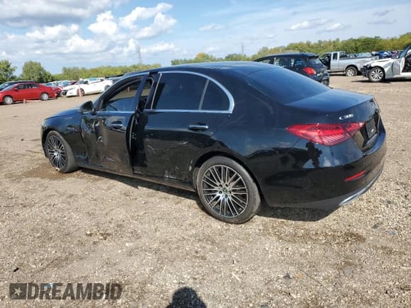 ✅ 2023 Mercedes-Benz C 300 • VIN: W1KAF4HB6PR069643 • Lot: 81419885. Wystawiony na Copart z przebiegiem 23 633 mil. Bezpłatny archiwum sprzedaży aukcyjnych z USA i szczegółowy raport historii pojazdu na DreamBid. Zdjęcie 2.