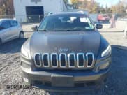 ✅ 2017 Jeep Cherokee Latitude • VIN: 1C4PJMCS7HW631482 • Лот: 43510988. Опубликован ранее на IAAI с пробегом 51 377 миль. Бесплатный доступ к архиву аукционных продаж из США и подробный отчёт об истории автомобиля на DreamBid. Изображение 12.