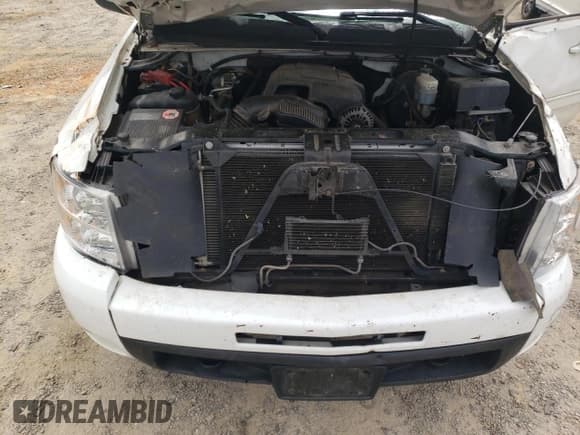 ✅ 2010 Chevrolet Silverado 1500 • VIN: 3GCRKTE28AG275724 • Lot: 76106304. Wystawiony na Copart z przebiegiem 256 790 mil. Bezpłatny archiwum sprzedaży aukcyjnych z USA i szczegółowy raport historii pojazdu na DreamBid. Zdjęcie 11.