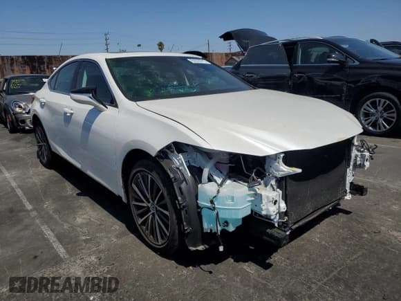 ✅ 2023 Lexus ES 250 • VIN: 58AD11D19PU010511 • Lot: 80520915. Wystawiony na Copart z przebiegiem 27 179 mil. Bezpłatny archiwum sprzedaży aukcyjnych z USA i szczegółowy raport historii pojazdu na DreamBid. Zdjęcie 4.