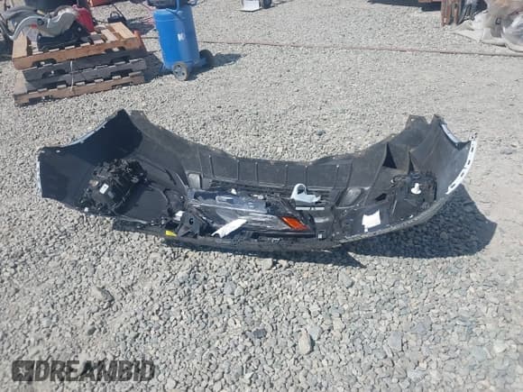 ✅ 2022 Mitsubishi Outlander ES • VIN: JA4APUAU1NU016680 • Lot: 43361927. Wystawiony na IAAI z przebiegiem 78 805 mil. Bezpłatny archiwum sprzedaży aukcyjnych z USA i szczegółowy raport historii pojazdu na DreamBid. Zdjęcie 12.