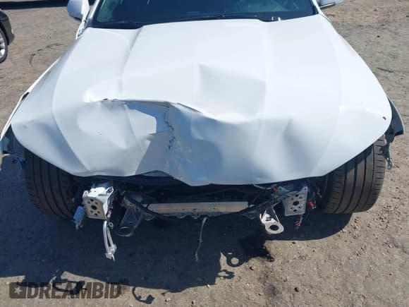 ✅ 2024 Cadillac CT4-V Blackwing • VIN: 1G6D75RP9R0410192 • Lot: 42556603. Listed on IAAI with 3,675 mi. Free auction sales archive from the USA and detailed vehicle history report at DreamBid. Image 6.