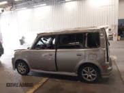 ✅ 2006 Scion xB • VIN: JTLKT324064057435 • Lot: 43541725. Wystawiony na IAAI z przebiegiem 207 738 mil. Bezpłatny archiwum sprzedaży aukcyjnych z USA i szczegółowy raport historii pojazdu na DreamBid. Zdjęcie 14.