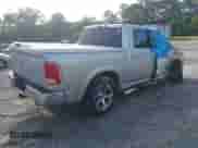 2017 Ram 1500 Laramie z VIN 1C6RR6NT5HS630364, wystawiony jako IAAI lot #42482670 z przebiegiem 68 000 mil mil oraz . Historia ofert i sprzedaży dostępna na DreamBid. Obrazek 4.