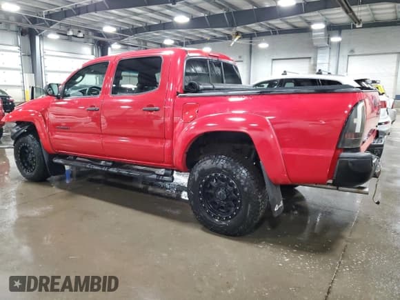 ✅ 2008 Toyota Tacoma • VIN: 5TELU42N88Z534263 • Lot: 89564825. Wystawiony na Copart z przebiegiem 211 235 mil. Bezpłatny archiwum sprzedaży aukcyjnych z USA i szczegółowy raport historii pojazdu na DreamBid. Zdjęcie 2.