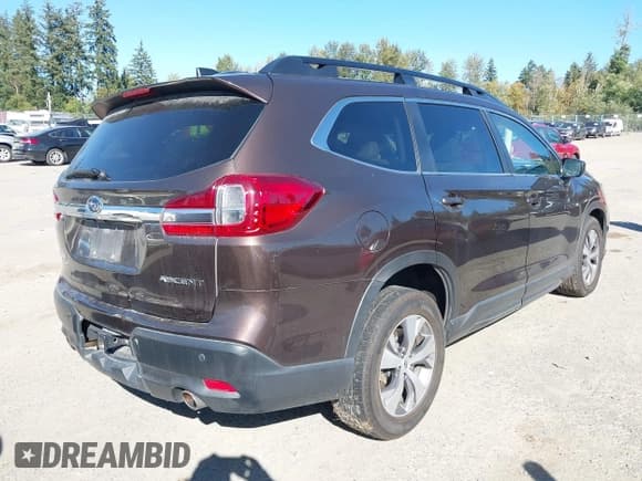 ✅ 2021 Subaru Ascent Premium • VIN: 4S4WMAFD9M3468419 • Лот: 43332782. Опубликован ранее на IAAI с пробегом 101 594 миль. Бесплатный доступ к архиву аукционных продаж из США и подробный отчёт об истории автомобиля на DreamBid. Изображение 4.
