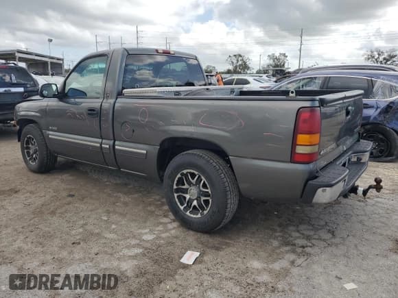 ✅ 2002 Chevrolet Silverado 1500 LS • VIN: 1GCEC14V02Z210735 • Lot: 77337354. Listed on Copart with Not provided. Free auction sales archive from the USA and detailed vehicle history report at DreamBid. Image 2.