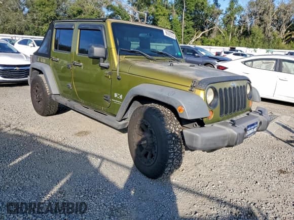 ✅ 2007 Jeep Wrangler Unlimited X • VIN: 1J4GB39117L151115 • Лот: 96592255. Опубликован ранее на Copart с пробегом 312 734 миль. Бесплатный доступ к архиву аукционных продаж из США и подробный отчёт об истории автомобиля на DreamBid. Изображение 4.