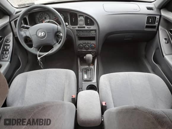 ✅ 2004 Hyundai Elantra GLS • VIN: KMHDN46D24U923532 • Лот: 83313024. Размещён на Copart с пробегом 97 981 миль миль. Получите бесплатный доступ к архиву аукционных продаж из США и посмотрите подробный отчёт об истории автомобиля на DreamBid. Изображение 8.