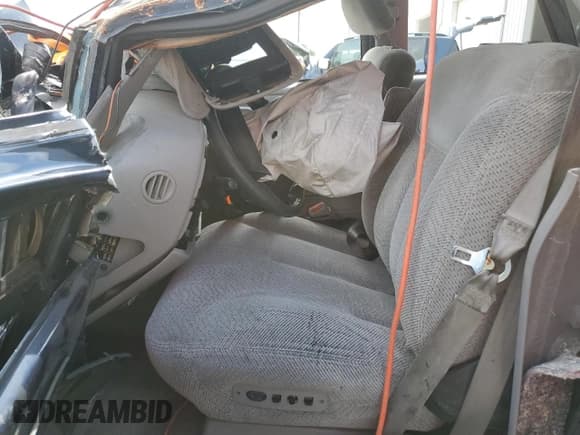 ✅ 1995 Chevrolet Suburban • VIN: 1GNFK16KXSJ310180 • Lot: 58712584. Wystawiony na Copart z przebiegiem Nie podano. Bezpłatny archiwum sprzedaży aukcyjnych z USA i szczegółowy raport historii pojazdu na DreamBid. Zdjęcie 7.