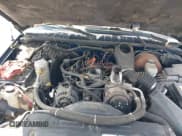 ✅ 1999 Chevrolet Blazer LS • VIN: 1GNCS13W1X2120019 • Lot: 41766379. Wystawiony na IAAI z przebiegiem Nie podano. Bezpłatny archiwum sprzedaży aukcyjnych z USA i szczegółowy raport historii pojazdu na DreamBid. Zdjęcie 10.