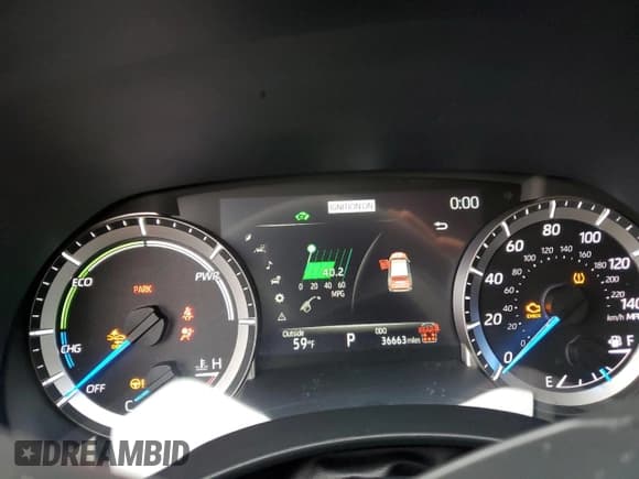 ✅ 2024 Toyota Highlander Hybrid XLE • VIN: 5TDKBRCH7RS625577 • Lot: 90079415. Wystawiony na Copart z przebiegiem 36 663 mil. Bezpłatny archiwum sprzedaży aukcyjnych z USA i szczegółowy raport historii pojazdu na DreamBid. Zdjęcie 9.