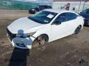 ✅ 2022 Nissan Sentra SR • VIN: 3N1AB8DV5NY306212 • Лот: 43500703. Опубликован ранее на IAAI с пробегом 37 049 миль. Бесплатный доступ к архиву аукционных продаж из США и подробный отчёт об истории автомобиля на DreamBid. Изображение 2.