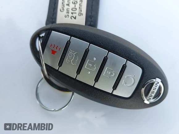 ✅ 2017 Nissan Maxima SR • VIN: 1N4AA6AP9HC397126 • Лот: 42291477. Опубликован ранее на IAAI с пробегом 115 201 миль. Бесплатный доступ к архиву аукционных продаж из США и подробный отчёт об истории автомобиля на DreamBid. Изображение 11.