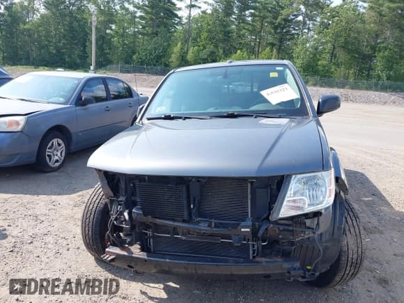 ✅ 2018 Nissan Frontier Pro-4X • VIN: 1N6AD0CW9JN702134 • Lot: 42535323. Listed on IAAI with 106,587 mi. Free auction sales archive from the USA and detailed vehicle history report at DreamBid. Image 12.
