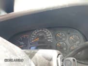 ✅ 2005 Chevrolet Silverado 2500HD LS • VIN: 1GCHK23295F850770 • Lot: 43464367. Wystawiony na IAAI z przebiegiem Nie podano. Bezpłatny archiwum sprzedaży aukcyjnych z USA i szczegółowy raport historii pojazdu na DreamBid. Zdjęcie 7.