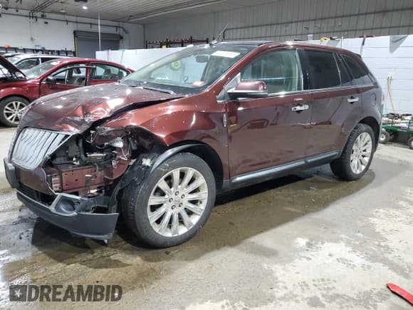 ✅ 2012 Lincoln MKX • VIN: 2LMDJ8JK7CBL17712 • Лот: 43215395. Опубликован ранее на Copart с пробегом 166 821 миль. Бесплатный доступ к архиву аукционных продаж из США и подробный отчёт об истории автомобиля на DreamBid. Изображение 1.