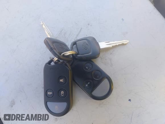 ✅ 1999 Nissan Maxima GXE • VIN: JN1CA21D2XM402583 • Lot: 43651378. Listed on IAAI with 246,113 mi. Free auction sales archive from the USA and detailed vehicle history report at DreamBid. Image 11.