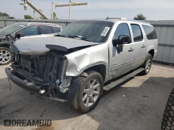 ✅ 2013 GMC Yukon XL Denali • VIN: 1GKS2MEFXDR376539 • Lot: 80853695. Wystawiony na Copart z przebiegiem 141 386 mil. Bezpłatny archiwum sprzedaży aukcyjnych z USA i szczegółowy raport historii pojazdu na DreamBid. Zdjęcie 1.