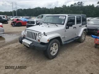 ✅ 2009 Jeep Wrangler Unlimited Sahara • VIN: 1J4GB591X9L752571 • Lot: 56633305. Wystawiony na Copart z przebiegiem 221 933 mil. Bezpłatny archiwum sprzedaży aukcyjnych z USA i szczegółowy raport historii pojazdu na DreamBid. Zdjęcie 1.
