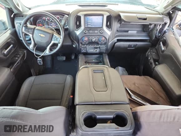 ✅ 2021 Chevrolet Silverado 2500HD LT • VIN: 1GC1YNEY8MF187838 • Lot: 68161805. Wystawiony na Copart z przebiegiem 113 341 mil. Bezpłatny archiwum sprzedaży aukcyjnych z USA i szczegółowy raport historii pojazdu na DreamBid. Zdjęcie 8.