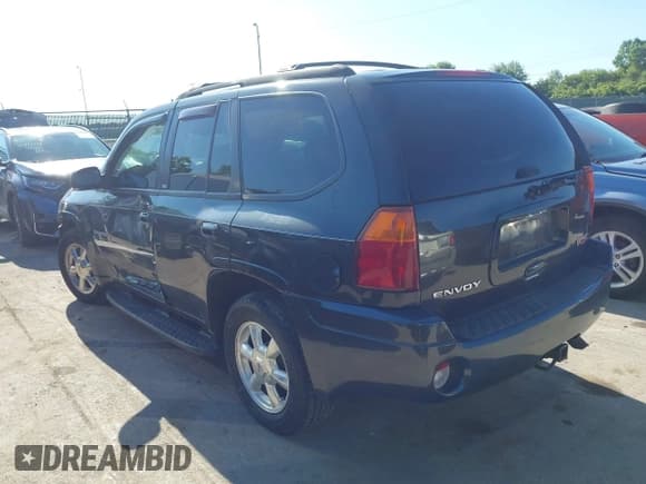 ✅ 2006 GMC Envoy SLT • VIN: 1GKDT13S562182615 • Лот: 42791979. Опубликован ранее на IAAI с пробегом 207 999 миль. Бесплатный доступ к архиву аукционных продаж из США и подробный отчёт об истории автомобиля на DreamBid. Изображение 3.