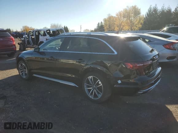 ✅ 2020 Audi A4 allroad Premium Plus • VIN: WA18NAF43LA048377 • Лот: 90803855. Опубликован ранее на Copart с пробегом 65 616 миль. Бесплатный доступ к архиву аукционных продаж из США и подробный отчёт об истории автомобиля на DreamBid. Изображение 2.