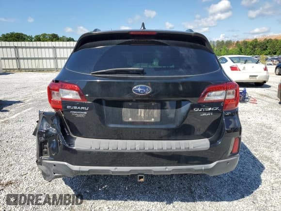✅ 2017 Subaru Outback Touring • VIN: 4S4BSETC8H3286742 • Lot: 55228365. Listed on Copart with 118,586 mi. Free auction sales archive from the USA and detailed vehicle history report at DreamBid. Image 6.